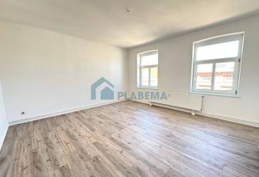 Moderne 3- Zimmer- Wohnung, nahe Schlosspark-Center, komplett renoviert