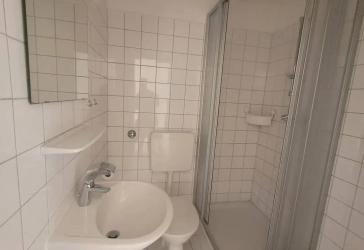 Renovierte 2-Raum-Wohnung plus Küche, Diele, Bad am Handweiser/Heerdt - sofort bezugsfertig