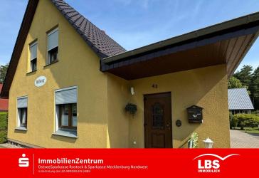 Einfamilienhaus mit Einliegerwohnung