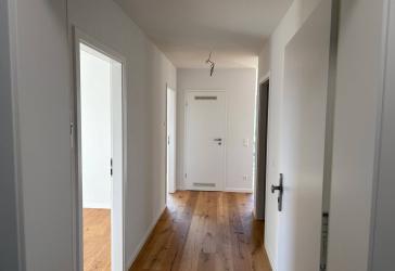 Panoramablick - zentrale 3-Zimmer-Wohnung mit Balkon