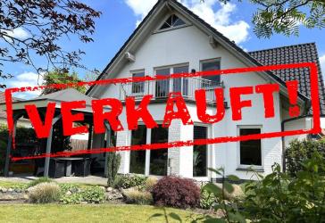 Exklusives 1-2 Familienhaus in stadtnaher Lage! Provisionsfrei!