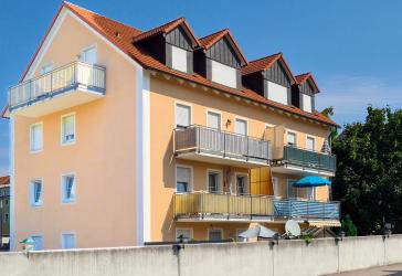 Attraktive 3-ZKB Wohnung mit Balkon im 2. OG in Ingolstadt-Süd