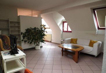 DIREKT IM ZENTRUM / ALTSTADT - 2-Zi-Wohnung in S-Mitte, Waschm. - 2358