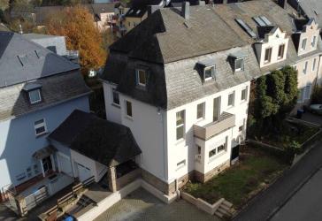Sanierte Altbauwohnung in Trier-Heiligkreuz mit Wärmepumpe