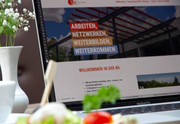Flexible Coworking-, Büro-, Besprechungs- und Seminarräume zu vermieten!
