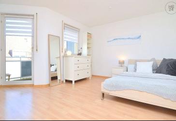 Modern möbliertes Apartment mit WLAN, Stellplatz und Balkon in Nürnberg Maxfeld