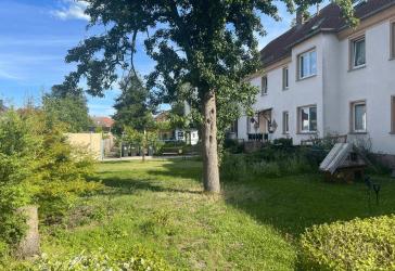 Exklusive Wohnresidenz mit weitläufigem Gartenparadies