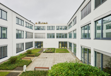KLEINES BÜRO | TEEKÜCHE | RENOVIERT | ERSTBEZUG