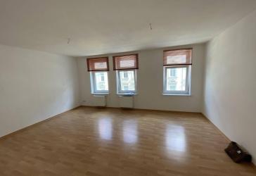 Stilvolle geräumige 3 Raumwohnung mit Balkon in der Nähe vom Lindenauer Markt