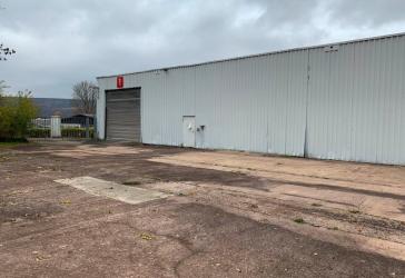 Hallen-/Lager-/Produktionsflächen mit Büroeinheiten im Gewerbepark Hann. Münden zu vermieten!