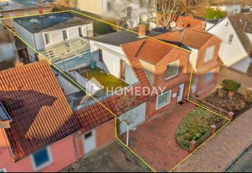 Platz für Ihre Vision | Urige Doppelhaushälfte, in zentraler Lage mit Garage