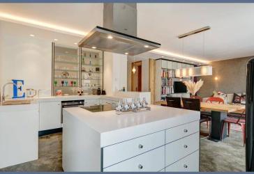 Möbliert: Designwohnung in den Nymphenburger Höfen