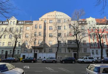 Große 3-Raumwohnung mit Balkon im Zentrum von Gohlis