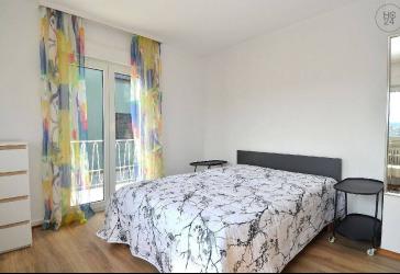 Schönes WG-Zimmer mit Balkon am Hang des Tüllingerberges in Lörrach, möbliert