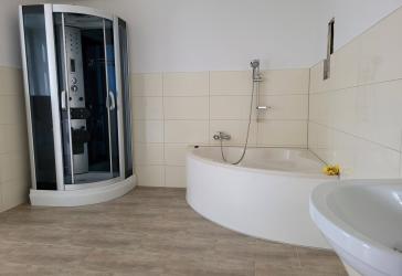Ihre neue Traumwohnung mit Dusche, Wanne, Balkon