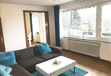 KERNSANIERT!... nur noch Umziehen, Einziehen und Wohlfühlen.......