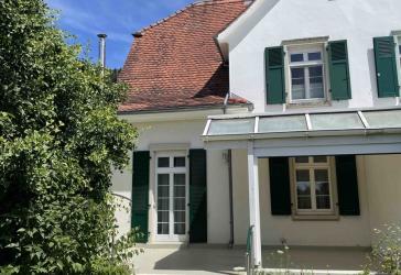 RESERVIERT - Wunderschöne Doppelhaushälfte mit viel Umschwung