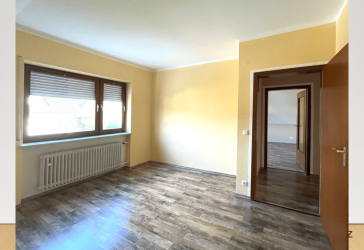 Hell und freundlich, 3 Zimmer, Küche, Bad, Balkon