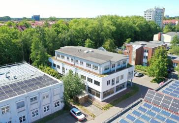 Bürofläche mit Zukunftspotenzial in Rostock: Modernisierte Büroeinheiten in gefragter Lage!