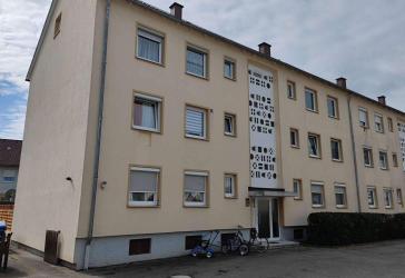 +++ Komplett sanierte 3-Zi.-Whg. mit Loggia+++
