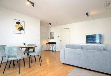 Modern möblierte Wohnung mit WLAN und Balkon in einem Neubau in Thon