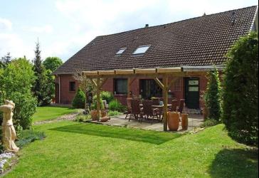 Saniertes u. gepflegtes Mehrgenerationenhaus in Beverstedt-Bokel