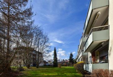 Helle 2-Zimmer-Eigentumswohnung mit Balkon nahe dem Wildgehege und dem Golfplatz!
