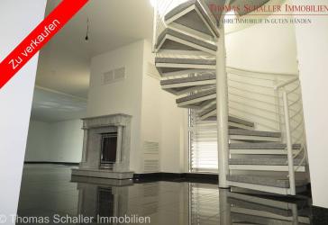 Exklusives 'Haus-im-Haus'-Penthouse mit über 100 m² Dachterrasse in bester Lage von Fürth-Dambach