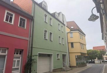 Großzügige Zwei-Raum- Wohnung im Stadtkern zum Sofortbezug!