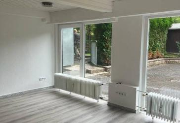 Souterrain Wohnung mit großer Terrasse in Solingen Stadtgrenze Hilden