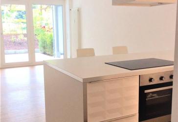 ***Erdgeschossiges, barrierefreies Apartment mit Garten in der Klenze27***