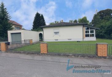 *** Bungalow mit großem Grundstück in ruhiger Lage von Plattling ***