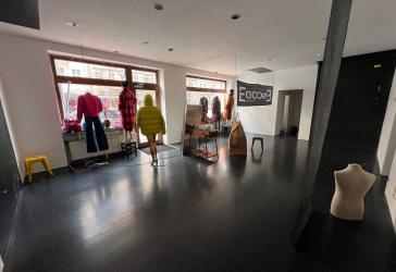 P-Berg: Lychener Str: Gewerbe mit Schaufensterfront, ca. 140 m² per SOFORT zu VERMIETEN
