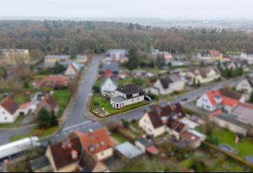 Ein- oder Zweifamilienhaus in ruhiger Wohnlage mit Gestaltungspotenzial