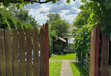 #PROVISIONSFREI# Freistehendes Mehrgenerationenhaus mit 3,5 Wohneinheiten