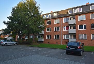 Kapitalanlage: vermietete 5 Zimmer-Eigentumswohnung in zentraler Lage von Husum (5,5%)