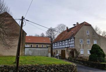 idyllisch gelegener Bauernhof mit Nebengelass zwischen Nossen und Meißen