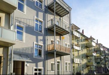 Erstbezug + Einbauküche im sanierten Altbau!