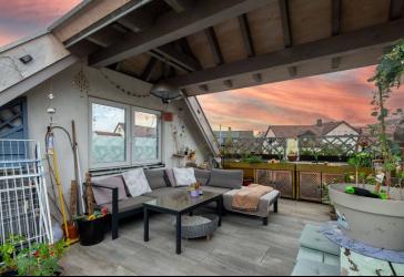 PROVISIONSFREI: Stilvoll saniertes Haus mit 4 Schlafzimmern und Traumterrasse