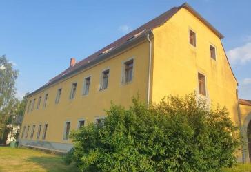 Sehr schöner denkmalgeschützter Mehrfamilienhof, als Renditeobjekt, in Dorfhain zu verkaufen!