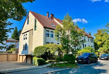 Schöne 3-Zimmerwohnung mit Balkon und Garage
