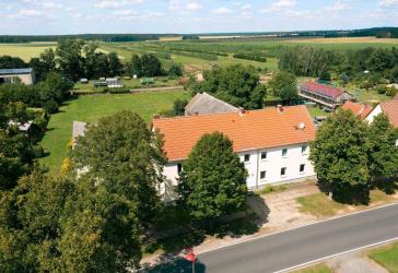 Einzigartige Investitionsmöglichkeit - attraktives Mehrfamilienhaus mit großem Entwicklungspotenzial