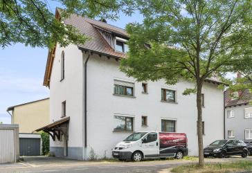 Geräumige und komfortable 3,5-Zimmer-Wohnung mit Balkon