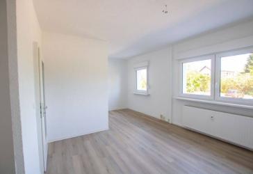 Nachnutzer gesucht! 1-Zimmerwohnung mit Dusche und Single Küche...