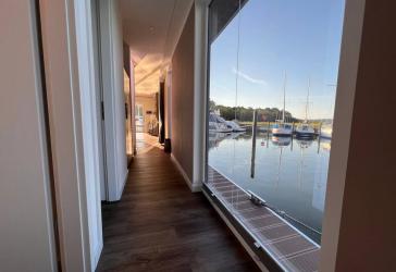 LUXUS Hausboot - 3 Etagen - 100m² Wohnen + 120 m² SONNENTERRASSE - Kamin, Kino, komplett individuell