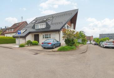 Exklusive EG Wohnung mit weitergehenden Zusatzoptionen