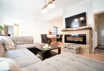 Charmante 4-Zimmer-Wohnung mit überdachter Terrasse im Herzen von Tuttlingen - Ideal für Familien und Kapitalanleger