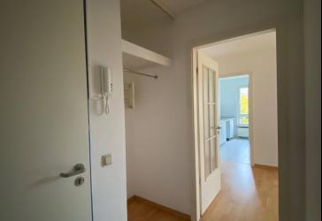 Helle Neubauwohnung mit Balkon in Johannisthal