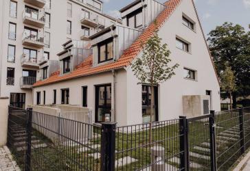 Stadthaus auf 3 Etagen mit Masterbad und Saunaanschluss!
