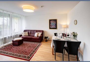 Möbliert: Ruhige 3-Zimmer Wohnung mit schönem Blick